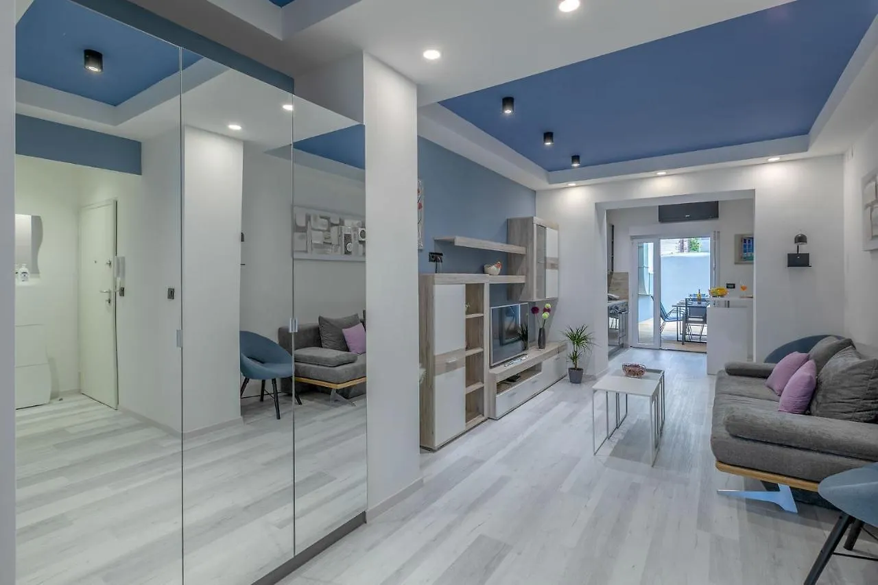 Arena Blue Dream - Modern Apartment With Terrace